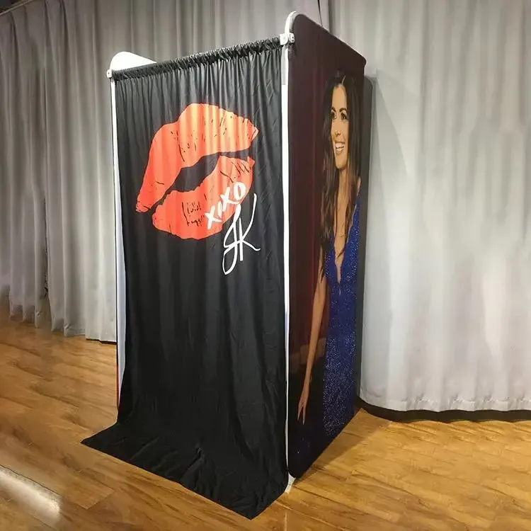 Portable Folding Aluminum Changing Room with Curtain Modern Style for Boutiques and Retail Stores1